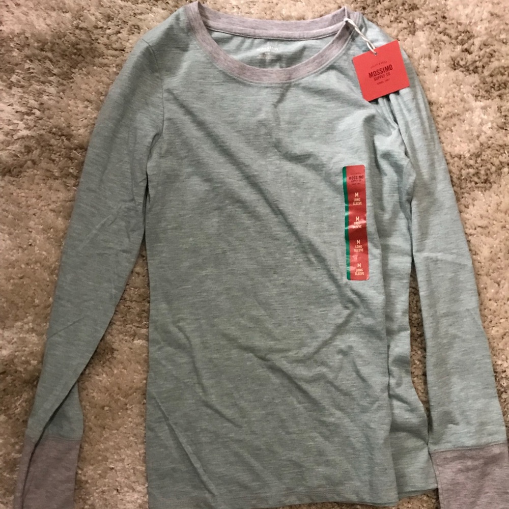 Long sleeve tee